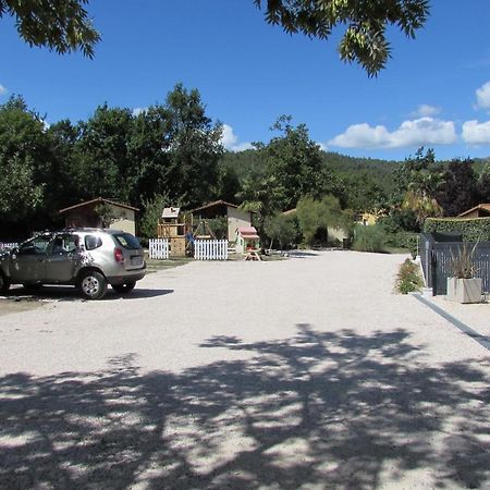 Les Chalets Du Verger Des Ascarines Corneilla-de-Conflent Exterior photo