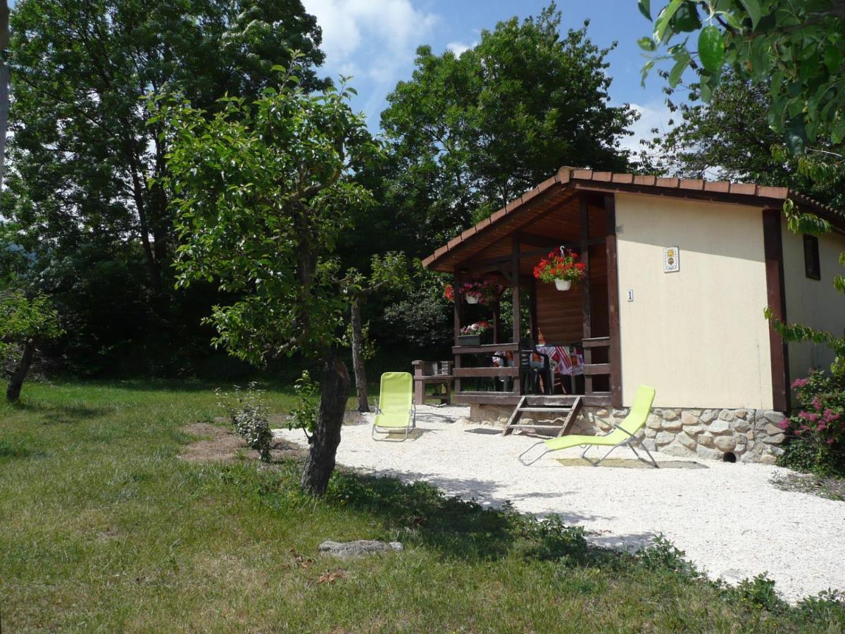 Les Chalets Du Verger Des Ascarines Corneilla-de-Conflent Exterior photo
